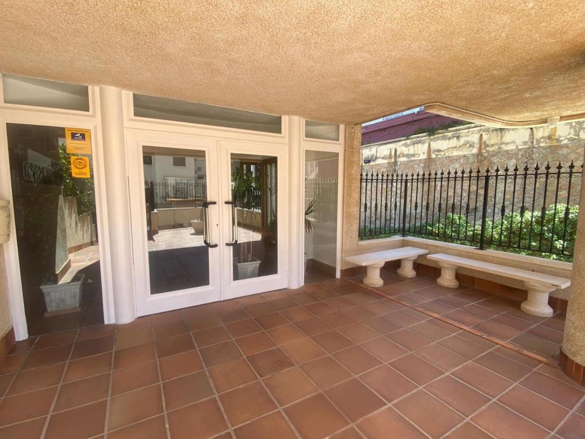 Апартаменты С Видом На Море И Горы Benidorm Exterior foto